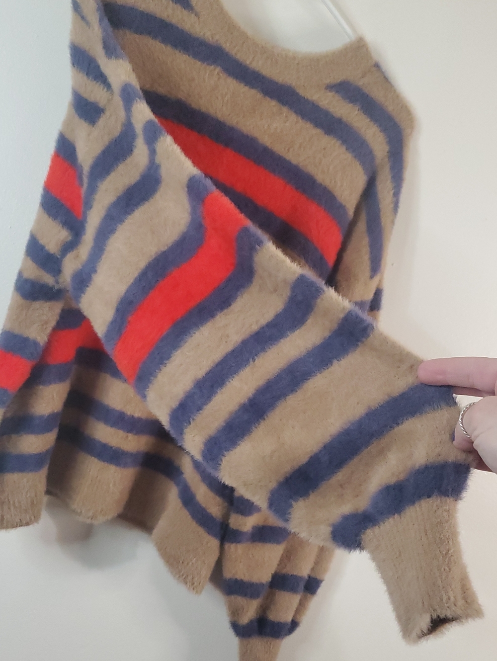Aerie Flurry Crew Cozy Striped Fuzzy Sweater Tan, Navy & Red Size XS Oversized - Picture 5 of 16